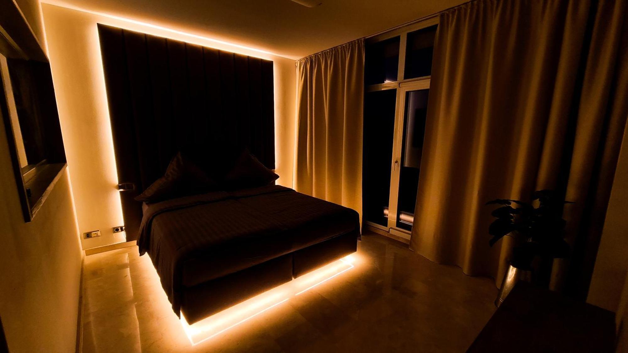 Deluxe Apartment Mit Sauna, Gehobene Ausstattung, Sydney 施瓦岑贝克 外观 照片