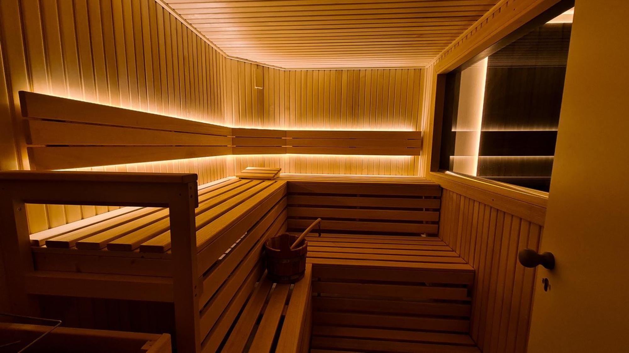 Deluxe Apartment Mit Sauna, Gehobene Ausstattung, Sydney 施瓦岑贝克 外观 照片